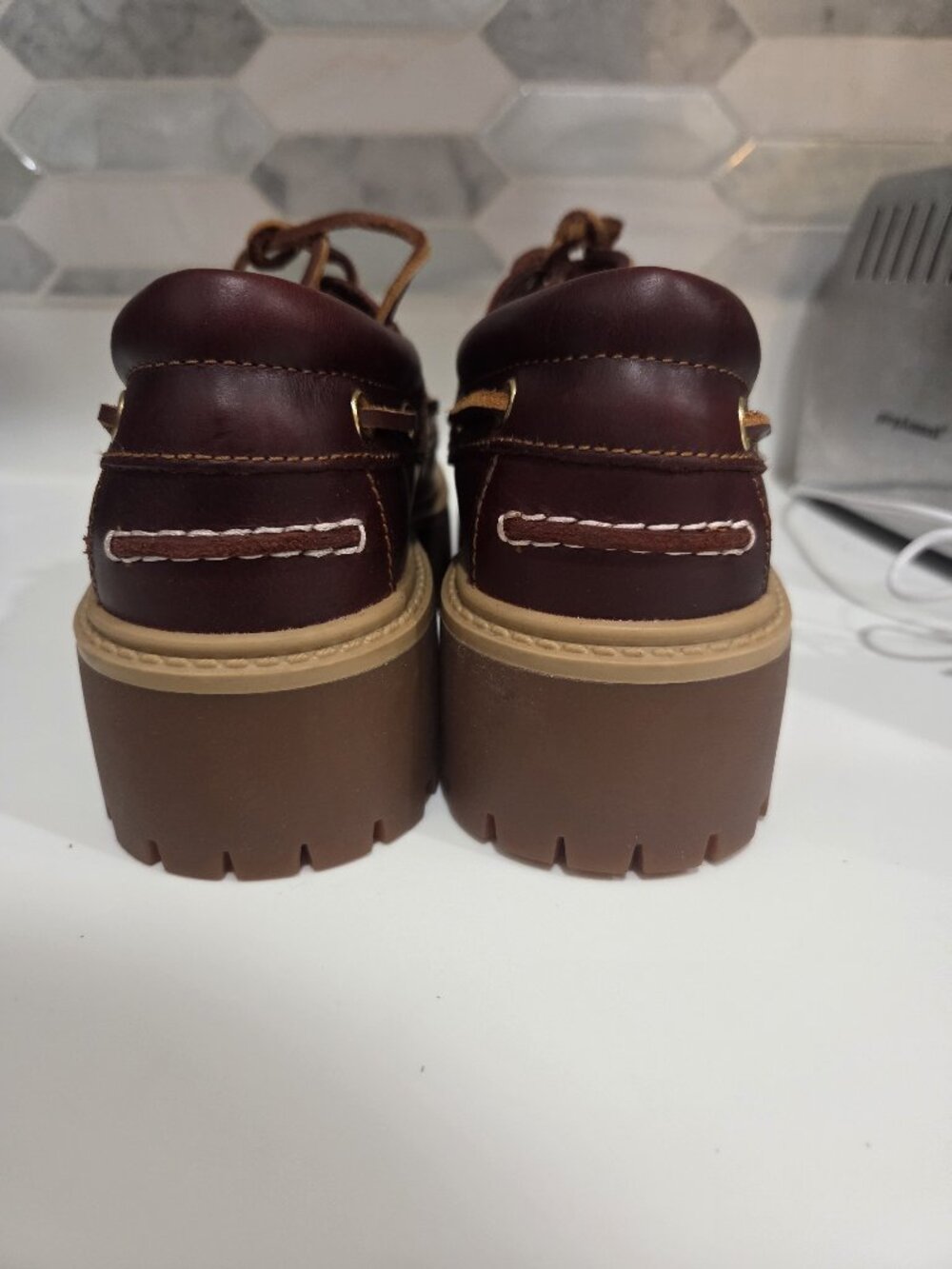Timberland Stone Street Boat Shoe TB0A2QDMD57 Burgundy Women's 6 Pre-owned